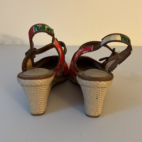 Life Stride Countess Floral Mary Jane Wedges - Picture 5 of 12